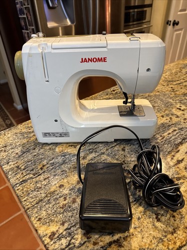 sewingさん専用 Janome Model 3125 Sewing Machine With Pedal (TD) | eBay