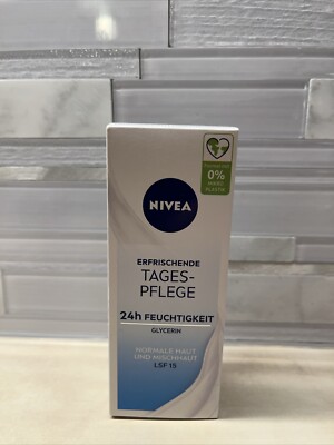 Nivea Refreshing Light Moisturising Day Cream SPF 15 - 50ml