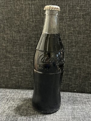 Vintage Embossed 10 Oz No Deposit No Return Coke Coca Cola Bottle C19