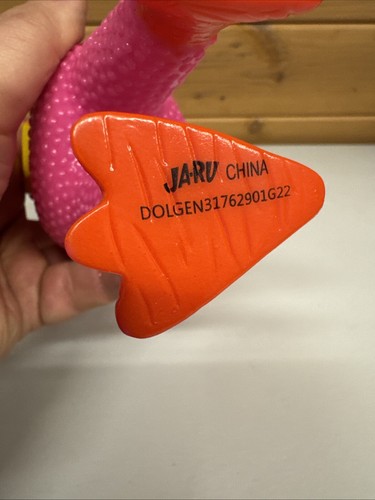 Grandma Chicken Ja-Ru Squawking Chicken Noise Maker Squeak Squeezable Prank 13"