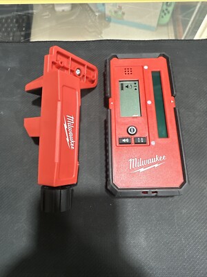 Milwaukee 48-35-1211 165 Ft. Laser Detector Adjustable Impact Resistant