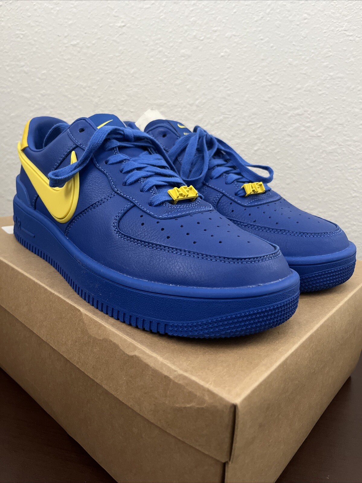 NIKE AMBUSH DV9486-400 青/黄