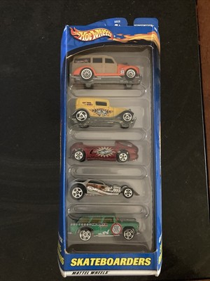 2000 Hot Wheels Gift Pack 50036 Skateboarders 5 Pack Nomad, Woody, Ford