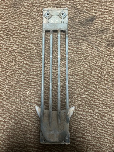 水上オートバイ用 YAMAHA VXDeluxe '08 OEM SCREEN, INTAKE Used (6D3-R1333-00-94) [Y3571-27] Yamaha Waverunner 2005-2009 VX110 VX OEM Intake Screen
