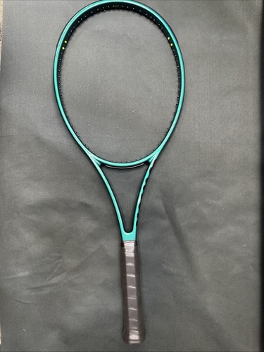 WILSON H22 Pro Stock 16*19 3/8 L3 BLADE 98 V9 PAINT TENNIS
