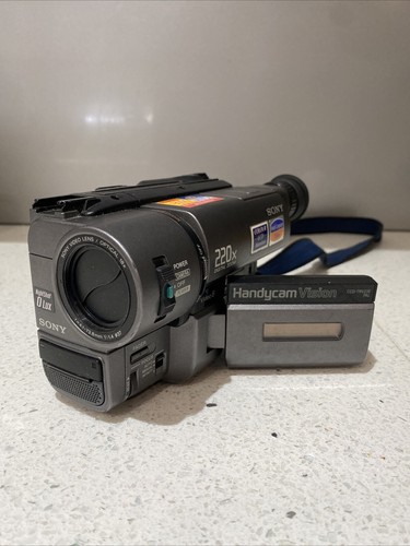 【動作確認OK】SONY　Handycam　CCD-TRV66 Sony CCD-TRV66E In 2020 - YouTube