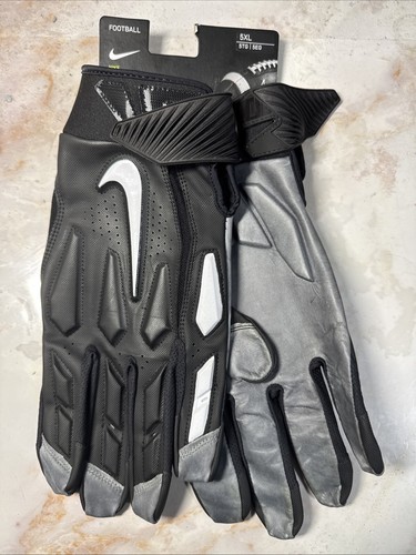 Amazon.com : Nike D EF Tackle 6.0 Gloves Black | White