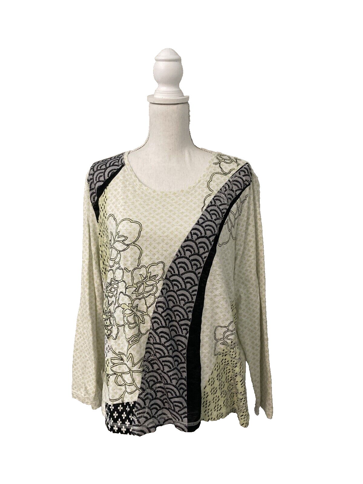 Chico's Weekends White Lime Green Black Gray Geometric Long