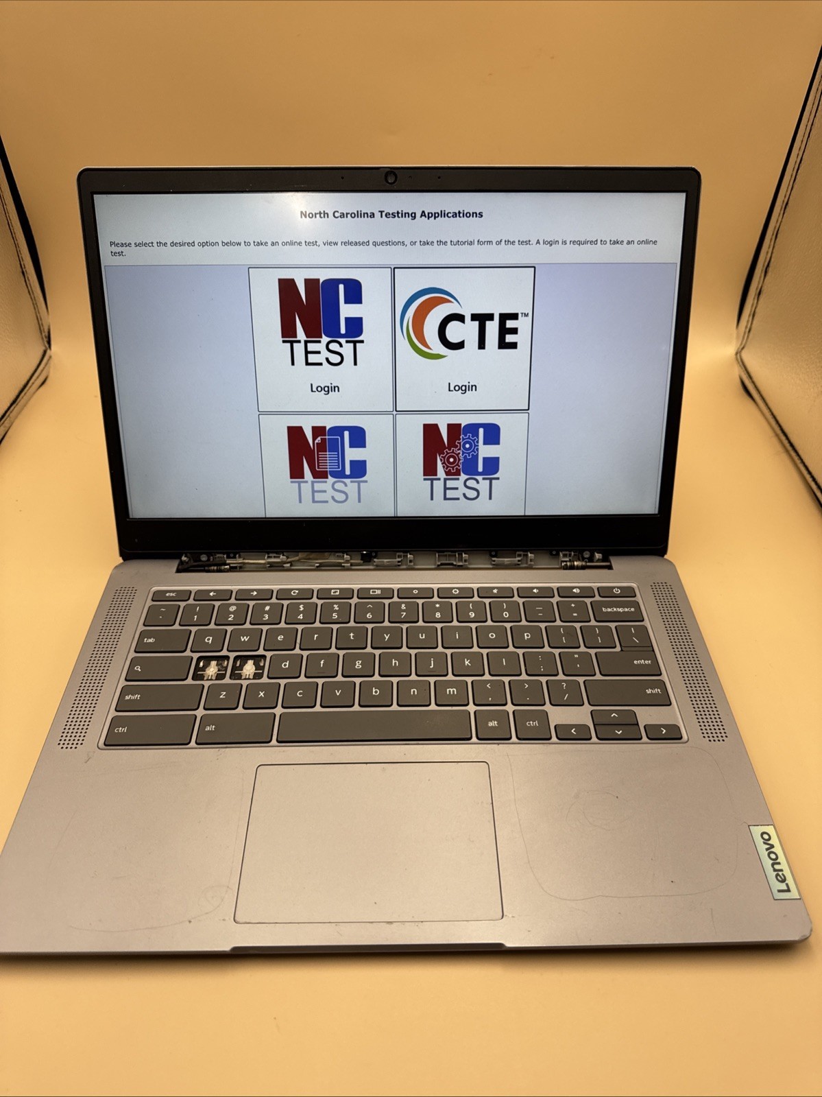 Lenovo IdeaPad 3 Chrome 14M836 14