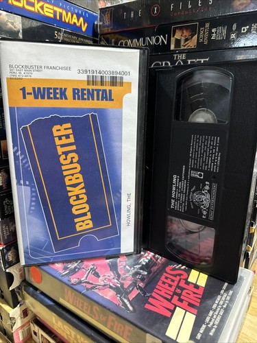 Blockbuster Video VHS Rental Case The Howling W/ Tape