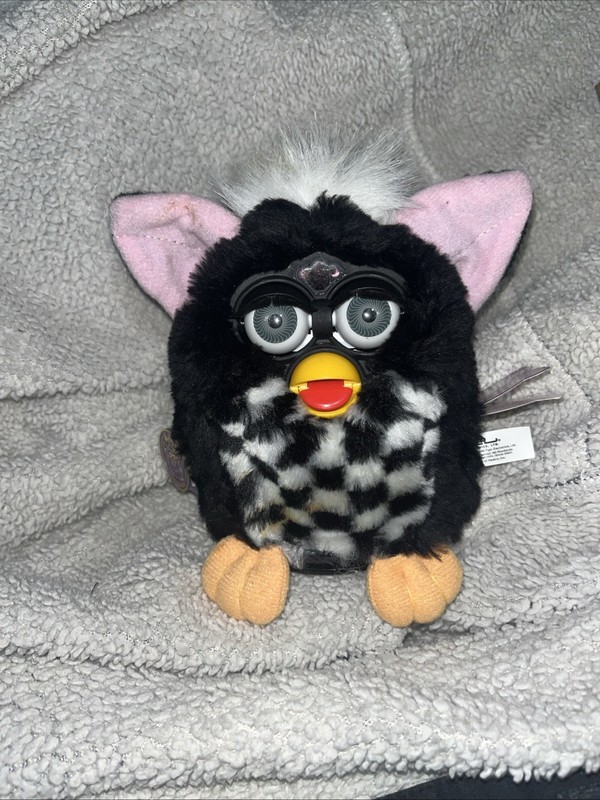 Furby 1999 Tiger Original 70-891  W/tags, Needs New Battery’s