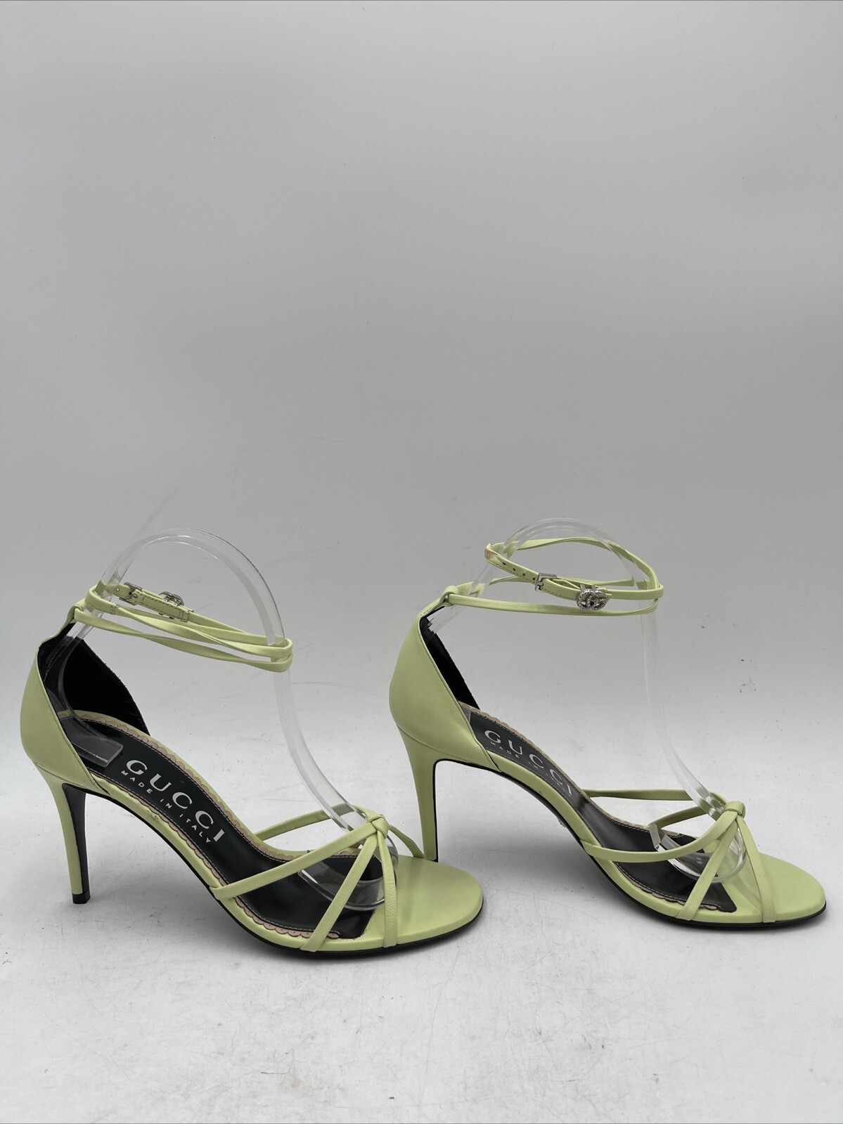 GUCCI モノグラム　スタッズ　ミュール　35サイズ GUCCI モノグラム スタッズ ミュール 35サイズ