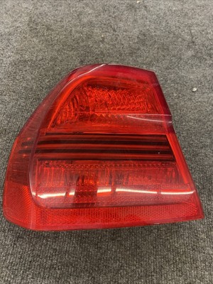 2007 BMW 335xi 335i 328i 328xi E90 Sedan Rear Left Tail Light With Bulb Socket