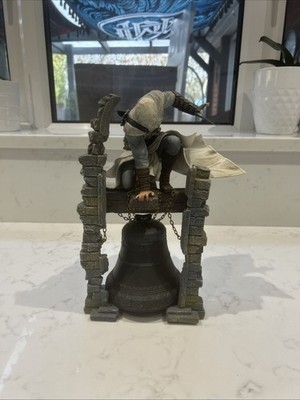 Assassins Creed ALTAIR Legendary Assassin Bell Tower Figure Collectible