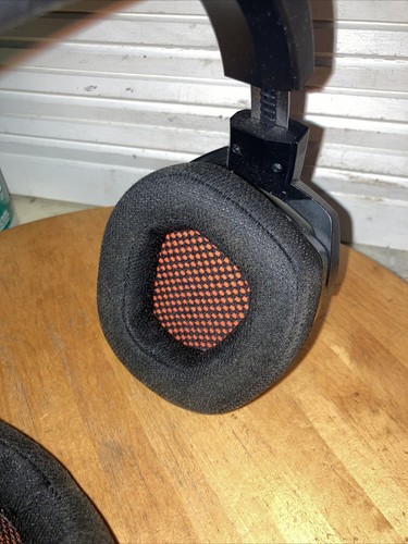 NUBWO Black Orange Wireless Gaming Headset with Microphone G06 - BT, Light Use