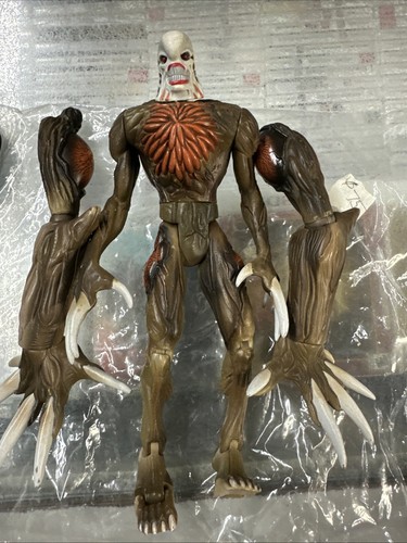 CAPCOM RESIDENT EVIL WILLIAM G-4 フィギュア Resident Evil 2 William Birkin G-3/G-4 Action Figure 1998