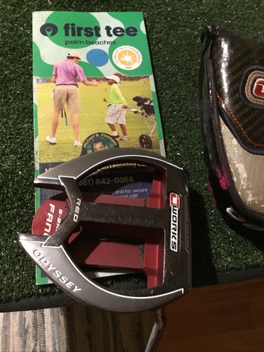 Callaway - mog32 ODYSSEY O WORKS RED 2-BALL FANG Odyssey Odyssey O-Works Red 2-Ball Fang Putter | Callaway