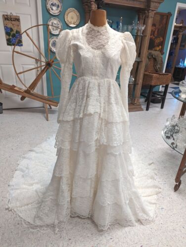 Antique Wedding Dress Bridal Gown Train Lace 1920s Victorian Antique Wedding Dress Bridal Gown Train Lace 1920s Victorian