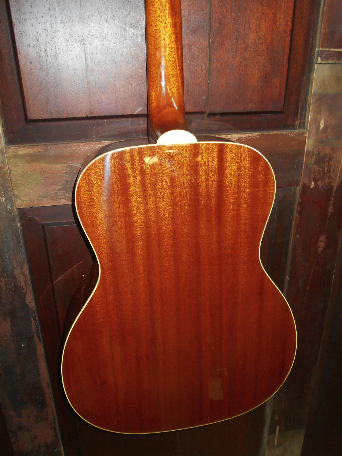 Guild OM-140 Acoustic Orchestra Steel String Guitar w/ Polyfoam Case