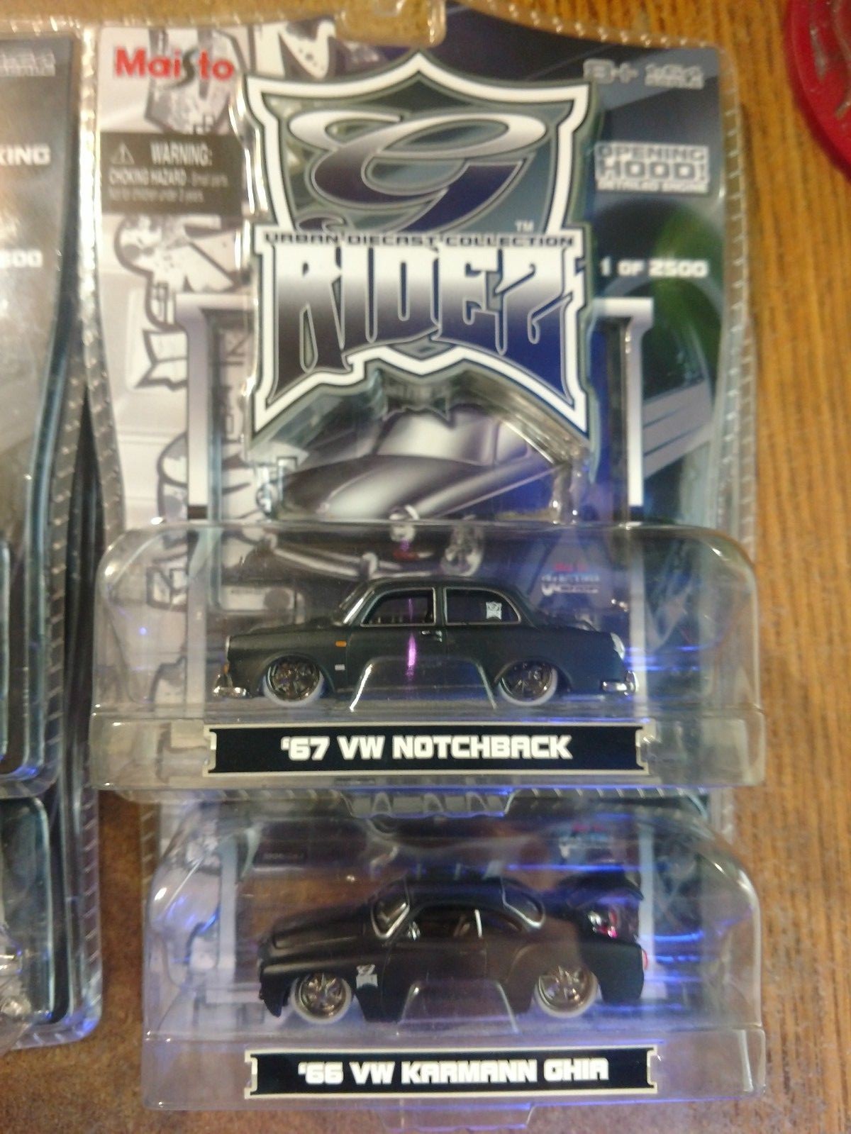 Maisto G Ridez 1 of 2500 VW Karmann / 06 Mustang GT / VW Notchback / 32 Ford
