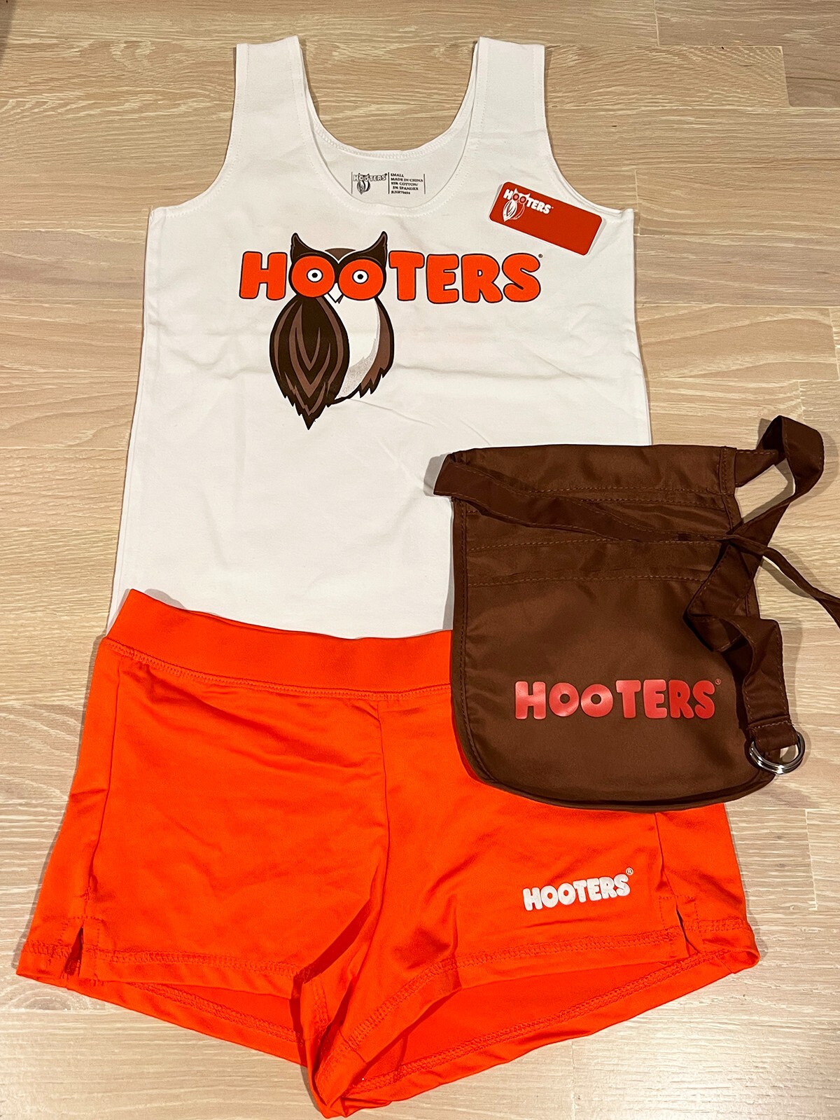 NEW! HOOTERS Girl Uniform TANK TOP Orange SHORTS POUCH
