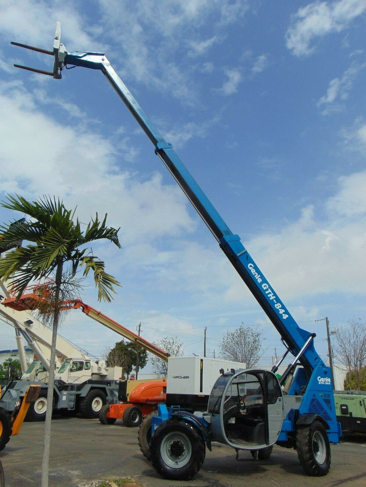 2013 GENIE GTH-844 TELESCOPIC 