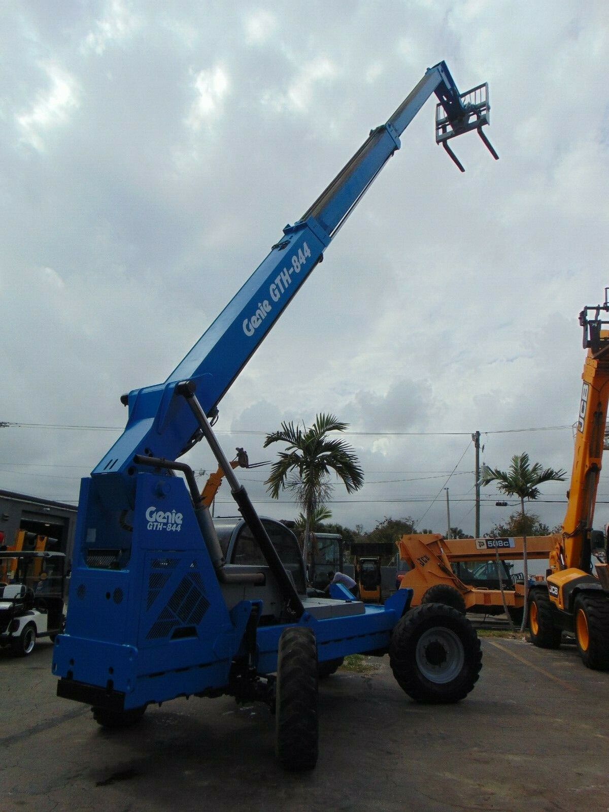 2013 GENIE GTH-844 TELESCOPIC 