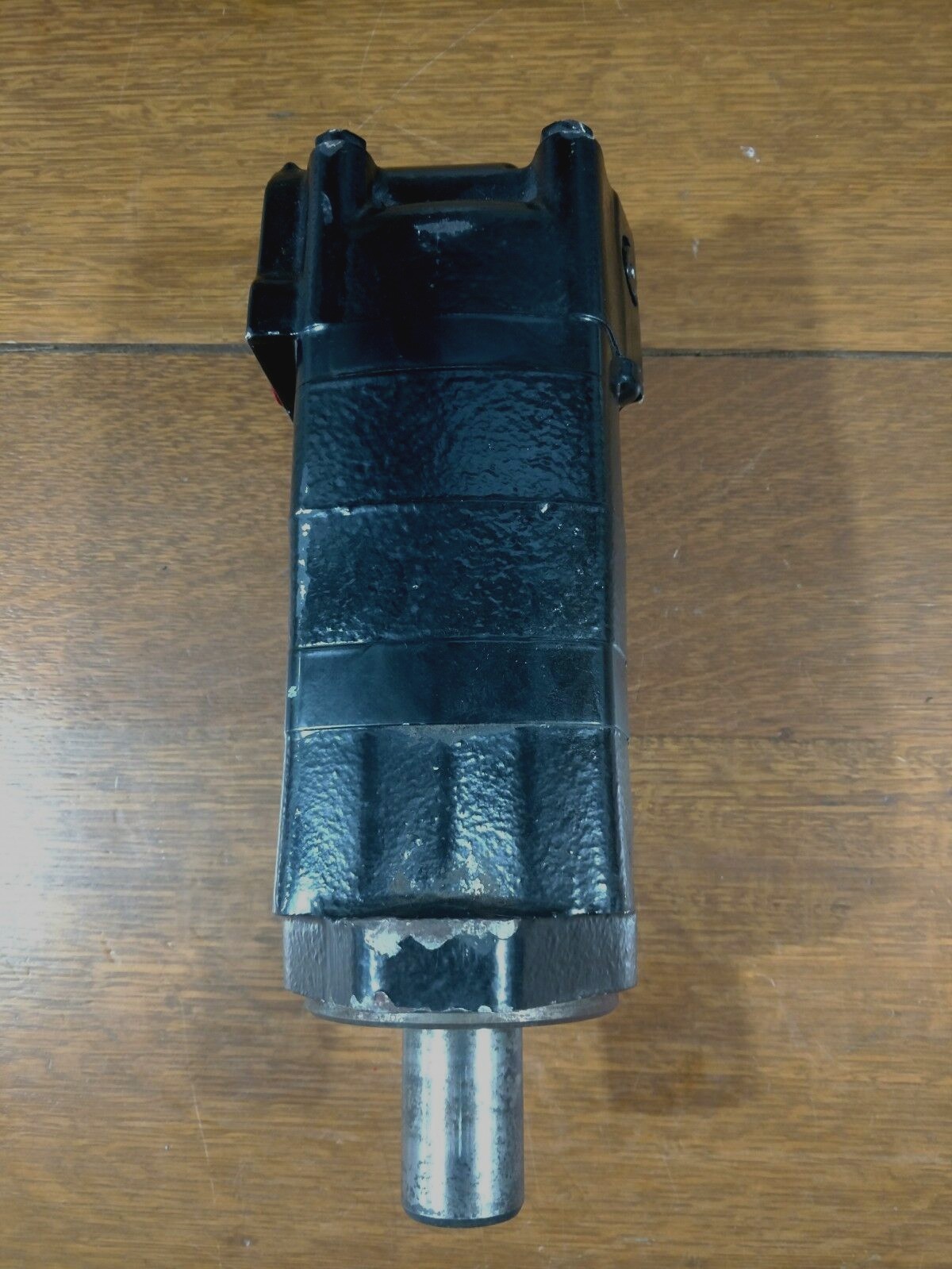 Eaton Char-Lynn 2000 Series Motor -  104-1228-006 Used 104-1228 24.03 in3/rev