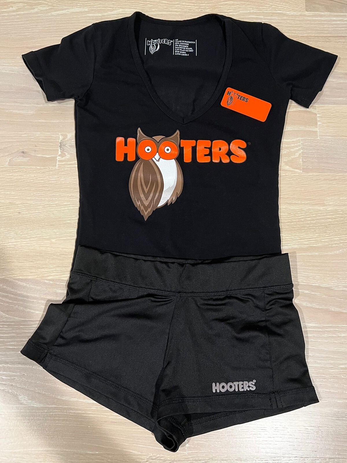 【レア品】Hooters Tuesday black uniform レア品】Hooters Tuesday black uniform