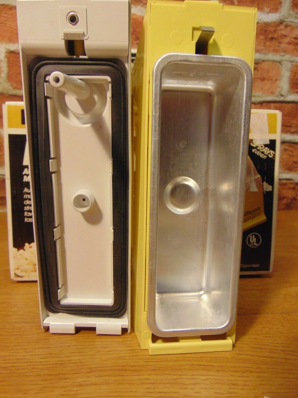 Presto 0300002 HotTopper Hot Topper Electric Melter & Dispenser (SEE DETAILS)