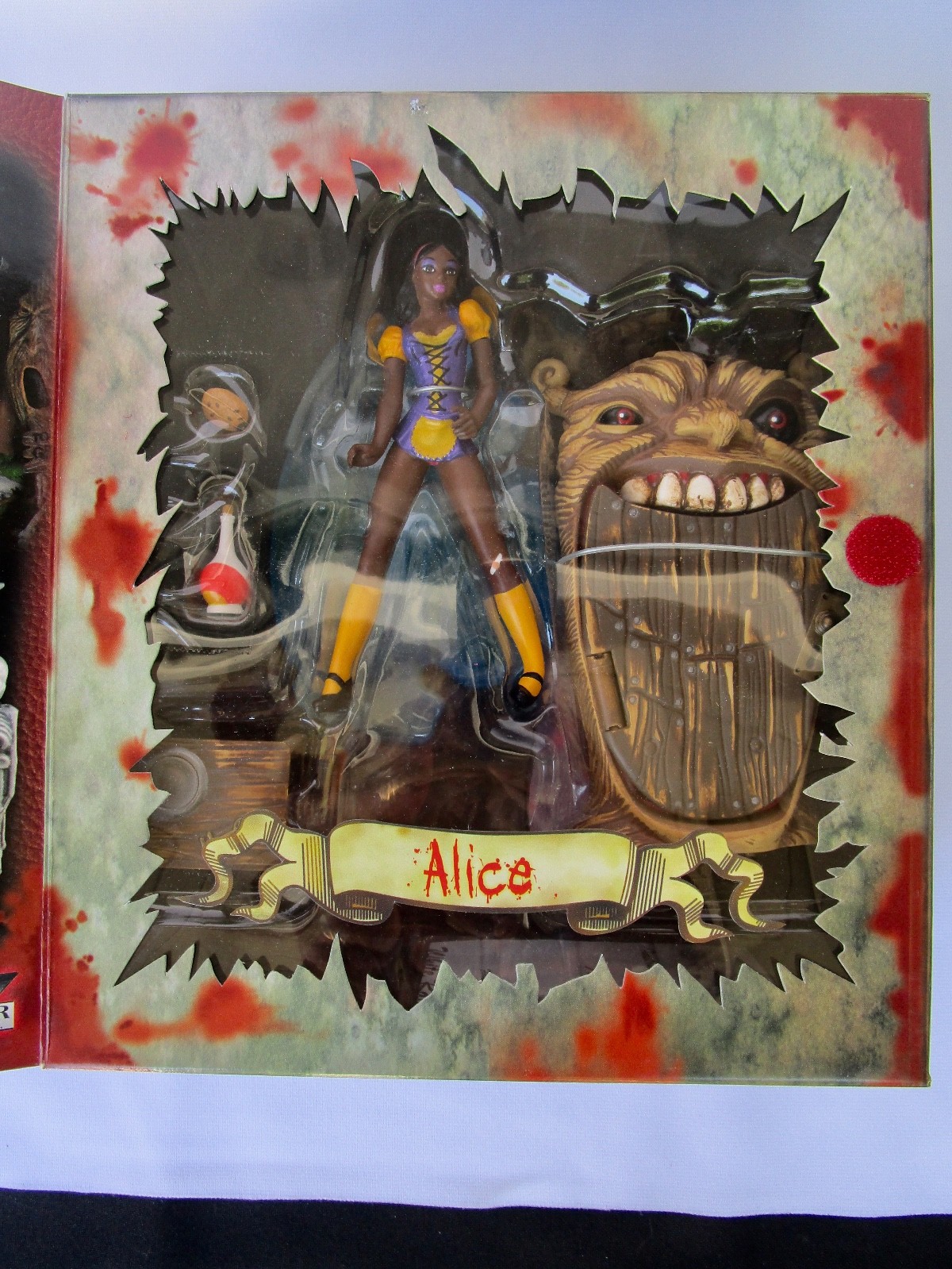 Scary Tales - Alice In Wonderland - Variant Alice - Figurine