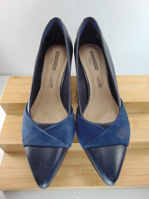 Clarks navy on sale blue pumps