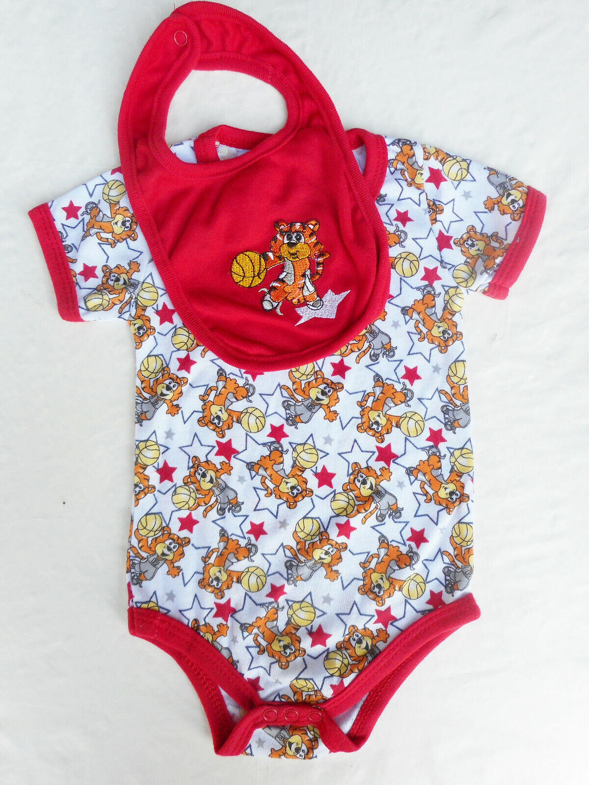 Baby Jungen Anzug 👶🏻 Body + Lätzchen 👶🏻 Fussball 👶🏻 Tiger   👶🏻 68/74