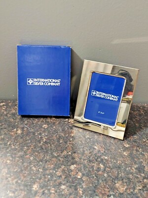 International Silver Company 4'' x 6'' Silver Frame New in Box