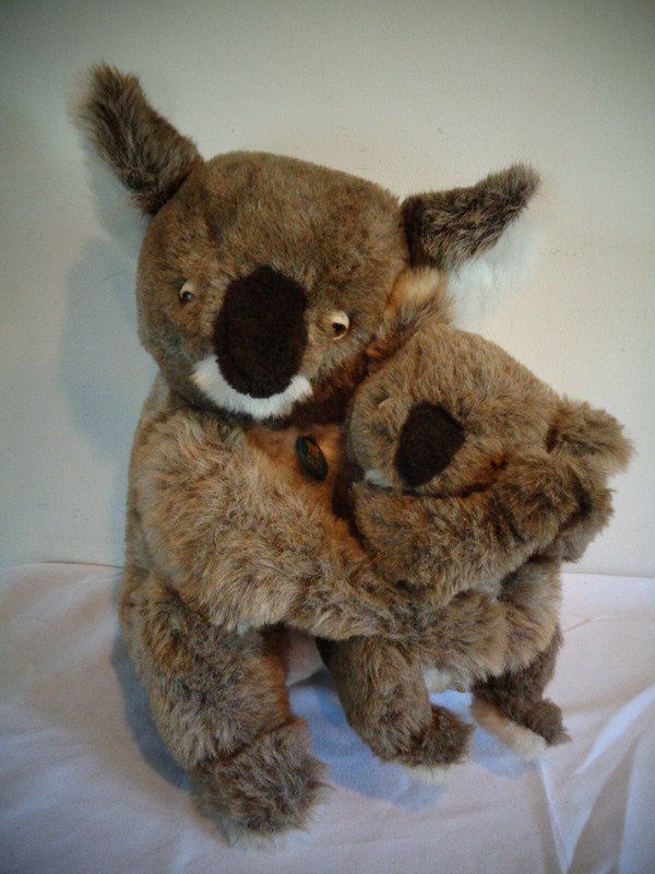 Vintage 1981 Dakin Pillow Pets 16 Mommy 10 Baby Koala Bear Plush