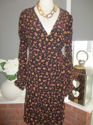 Women's GHOST  Black Busy Floral Long Sleeve Wrap Dress UK 10 Regular  VGC