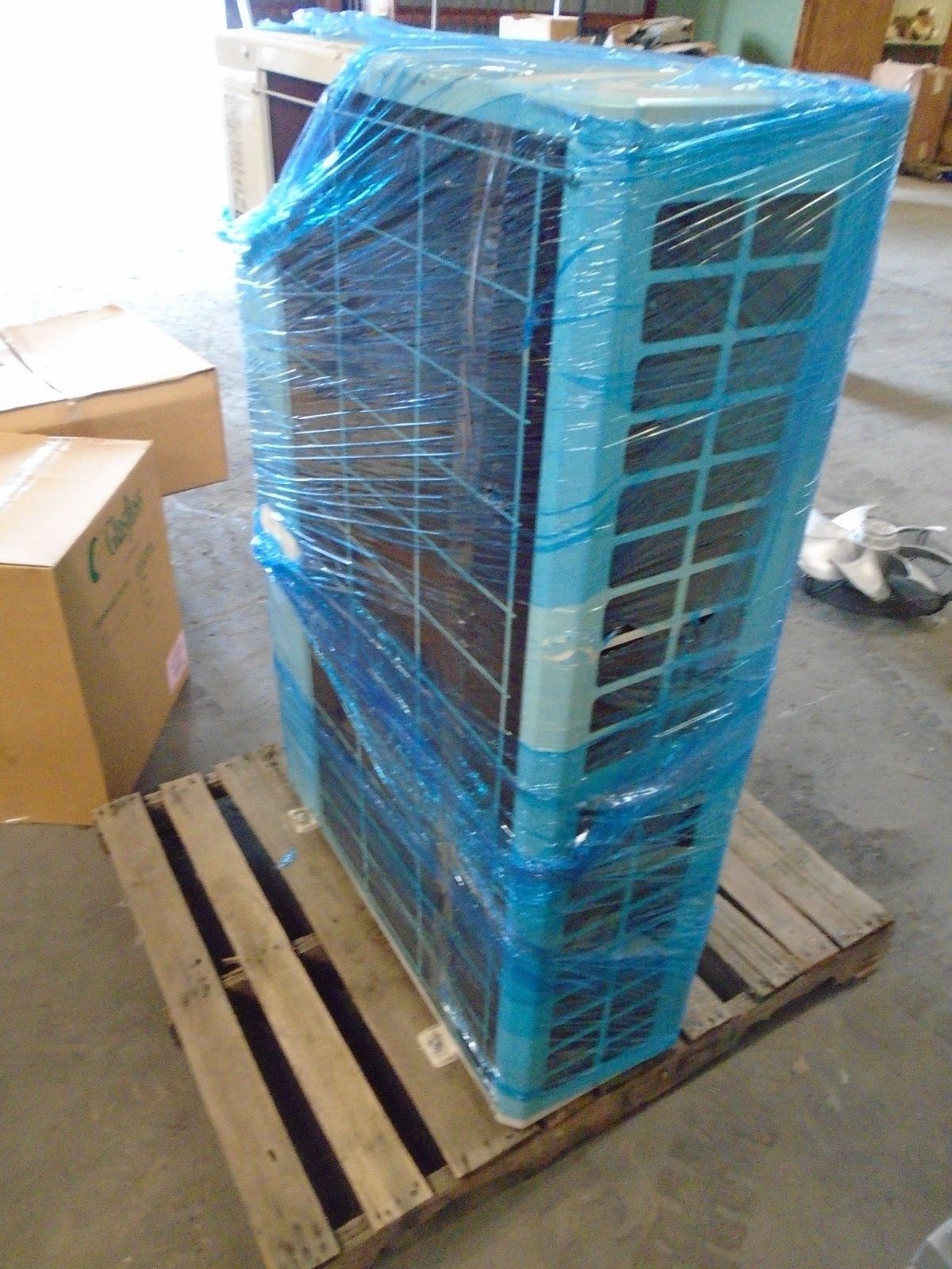 Carrier 14,000 Btu 14 Seer Single Zone Heat Pump 38GJQK48-3