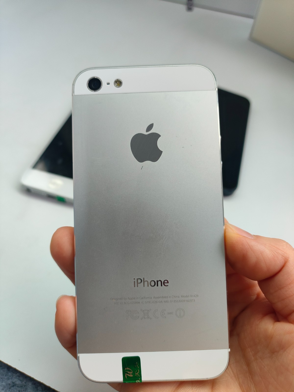 Apple iPhone 5 - Unlocked 16 GB 32 GB Original Smartphone New