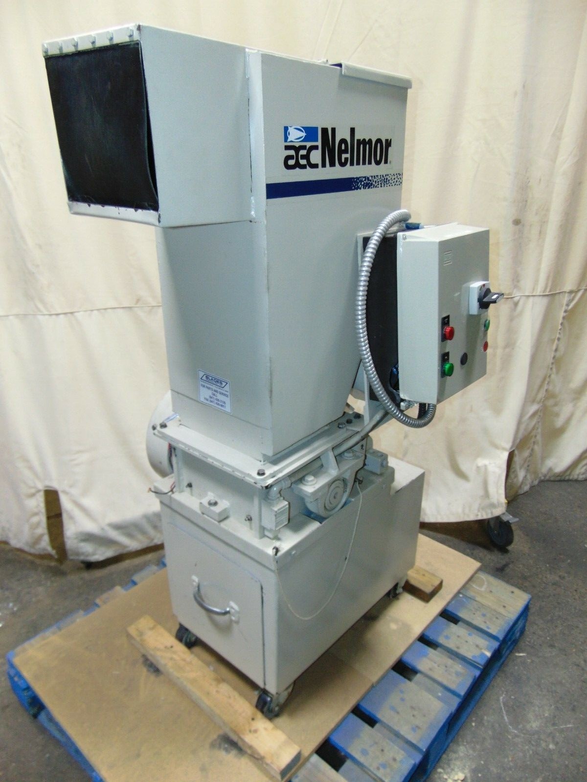10 x 8 Industrial 5 HP AEC Nelmor Plastic Granulator Grinder 3 Phase