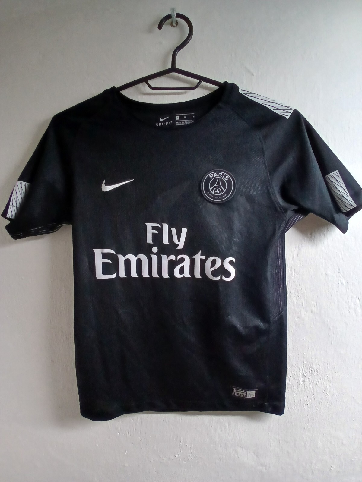 PSG Football T-Shirt/Jersey Kylian Mbappe #29 Youth Size M