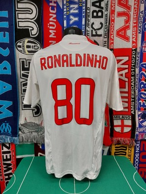 ronaldinho kit number