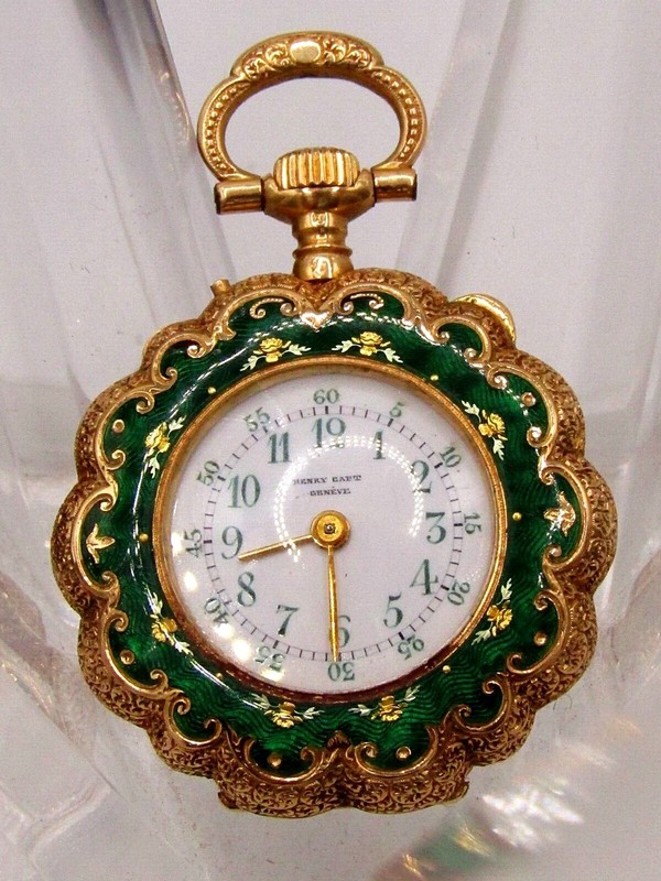 RARE  ANTIQUE LADIES 18 KT. GOLD & ENAMELED HENRY