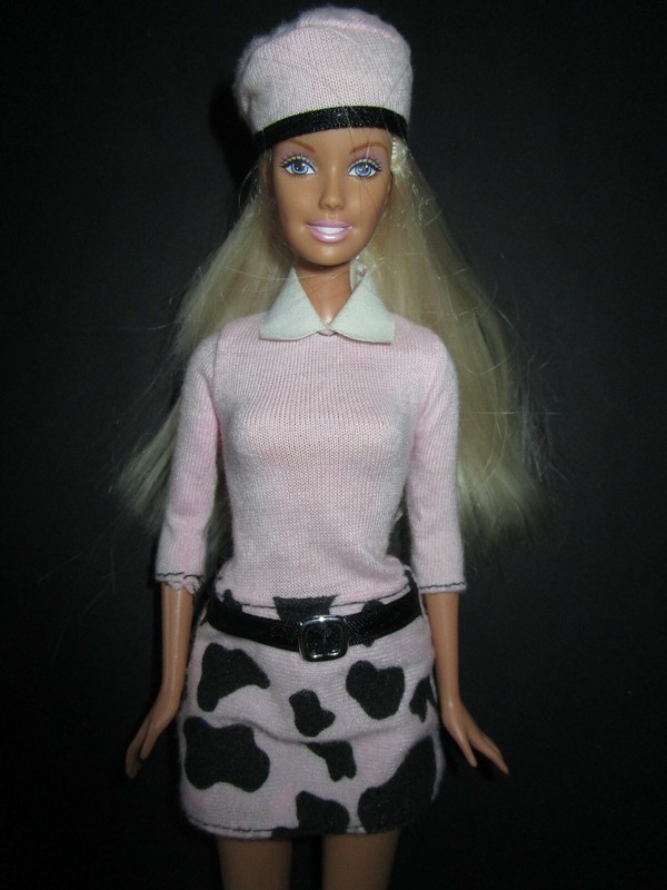 B858) Alte Dalmatiner Barbie #53964 Mattel 2001 Kleid+MÃTze+StrÃMpfe+Stiefel