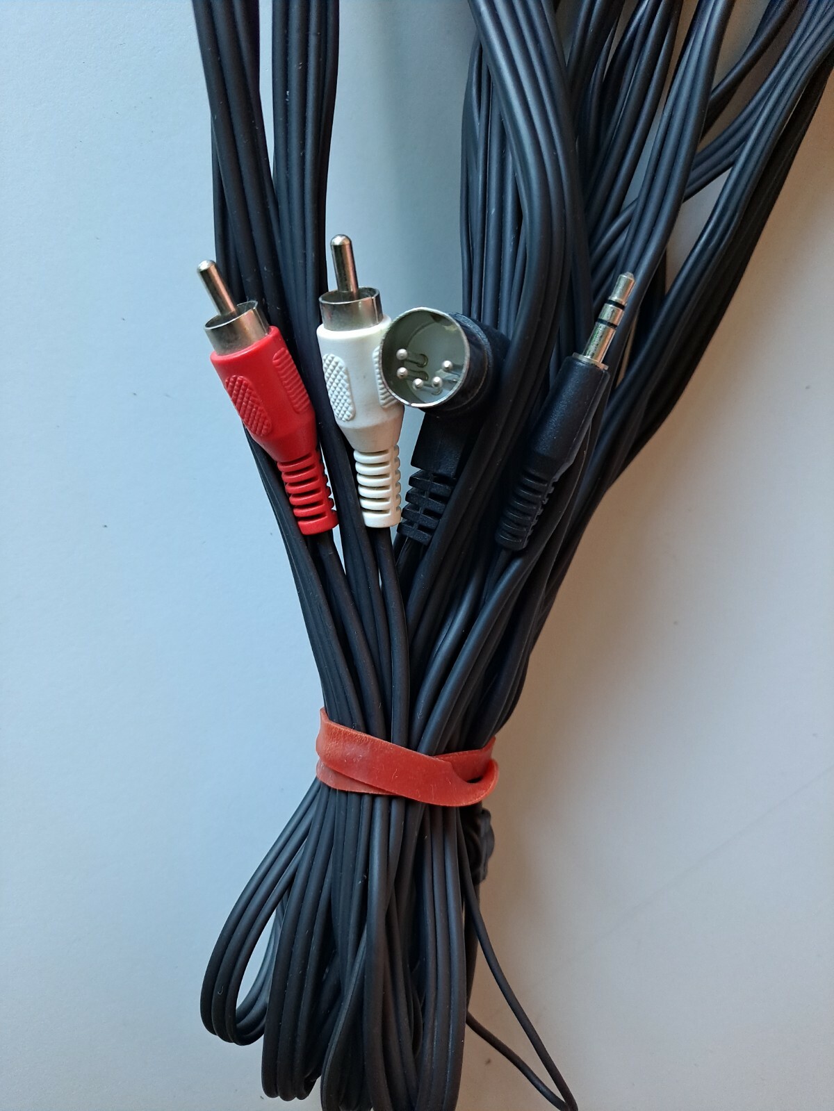 BOSE Audio Input Cable for Model 5 Music Center to AM5, AM20 BOSE Audio Input Cable for Model 5 Music Center to AM5, AM20