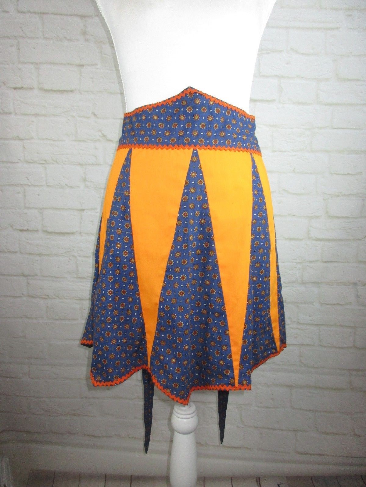 Vintage Handmade Kitchen Skirt Apron Orange and Navy Fall Rick Rack Tie Waist