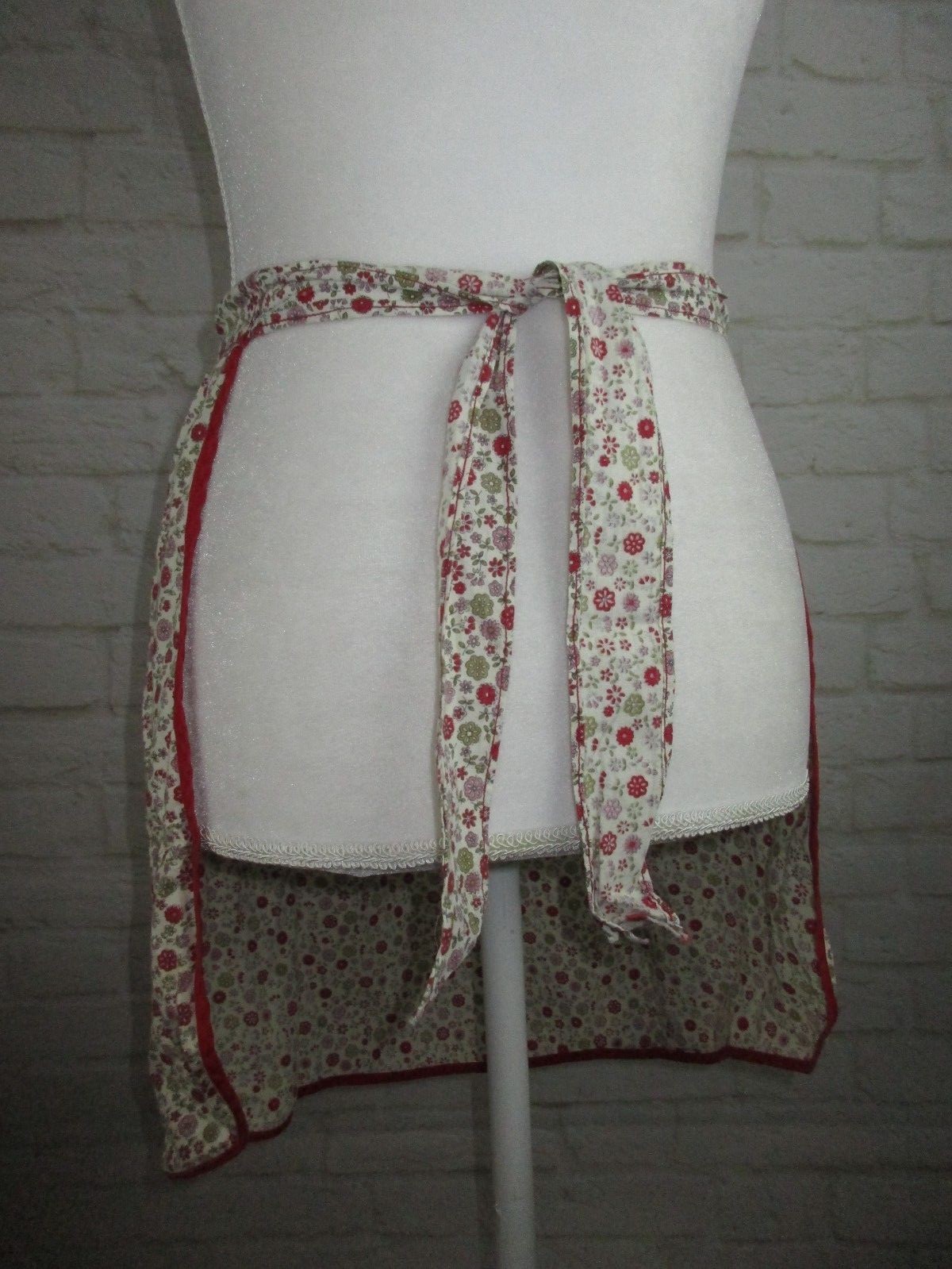 Vintage Handmade Kitchen Skirt Apron Red Floral 1970's Tie Waist