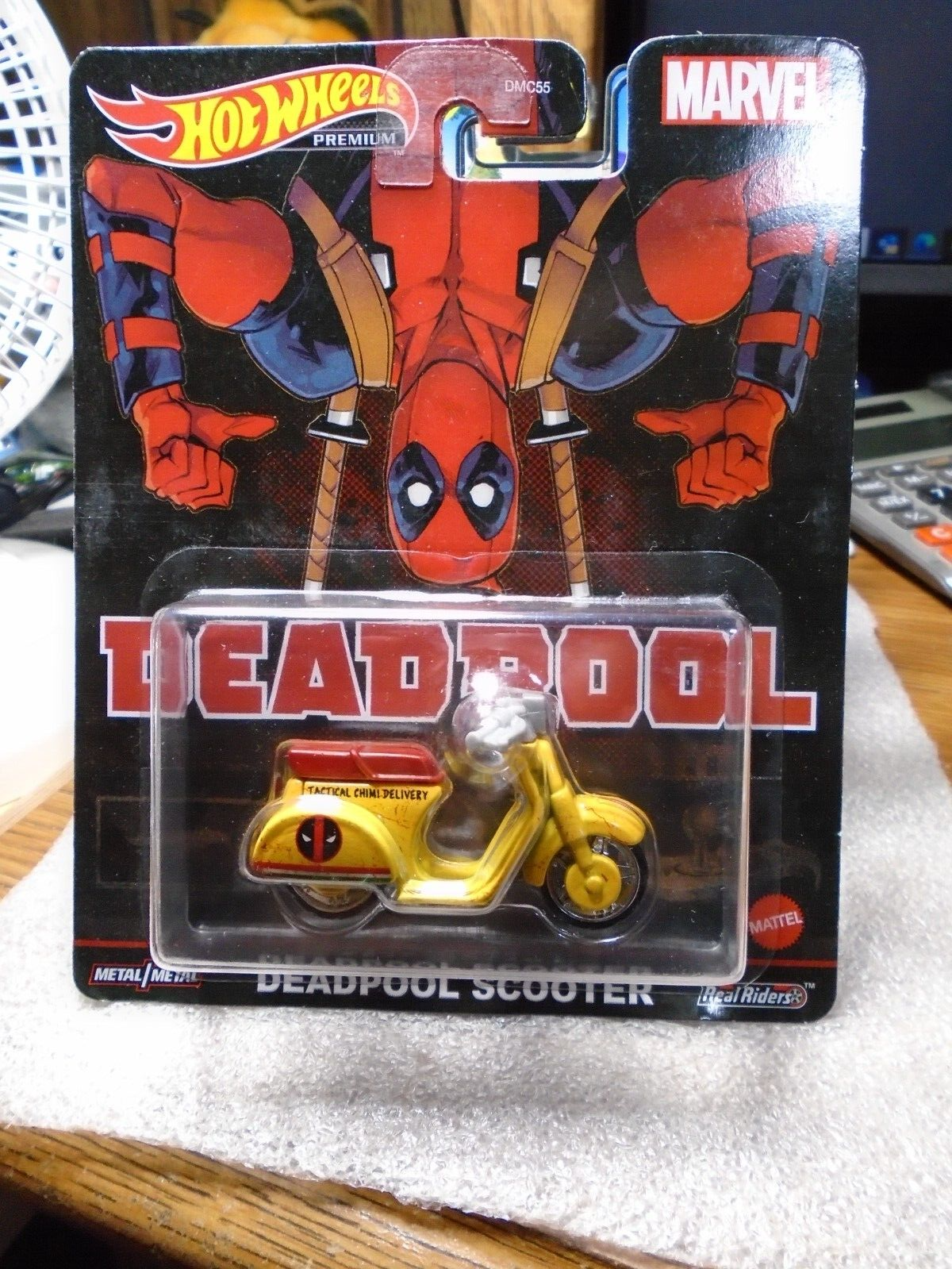 hotwheels RLC MALVEL Deadpool & 通常版 セット Hot Wheels Marvel Deadpool Character Car Toy - 1:64 Scale