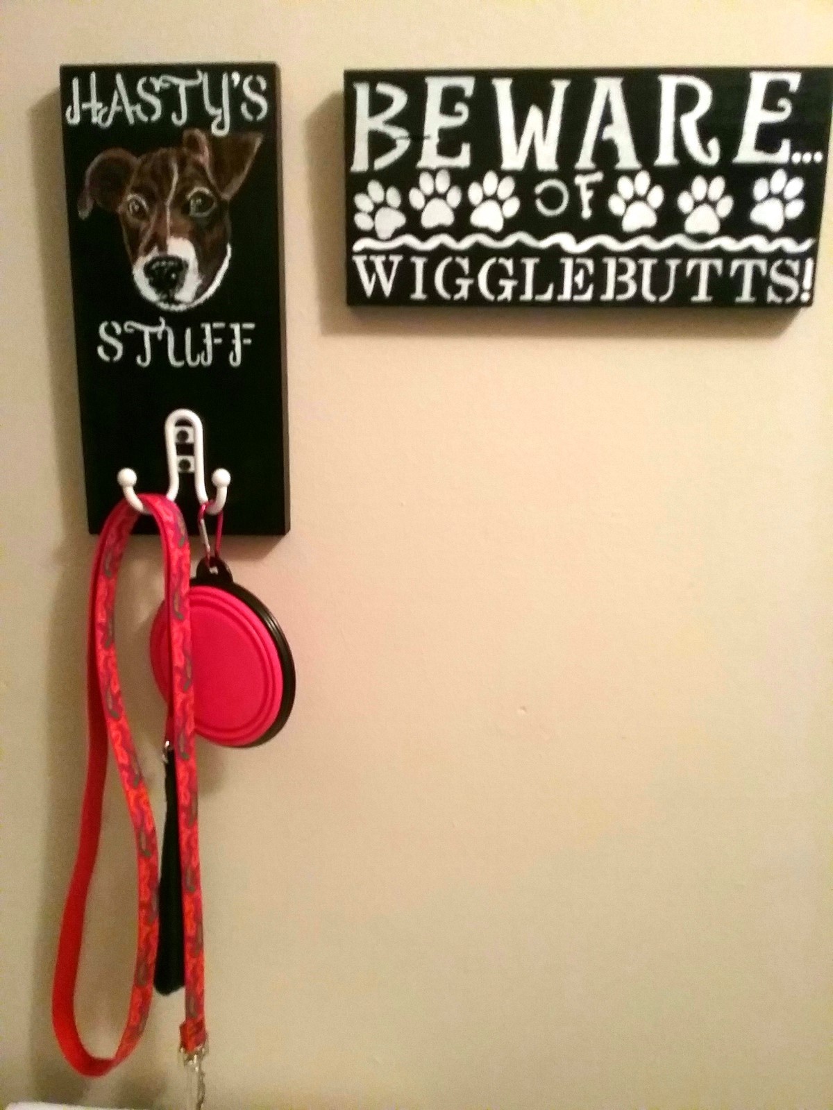 Beautiful Personalized Custom Handpainted Wood Dog Portraits w/Leash Hanger/Hook