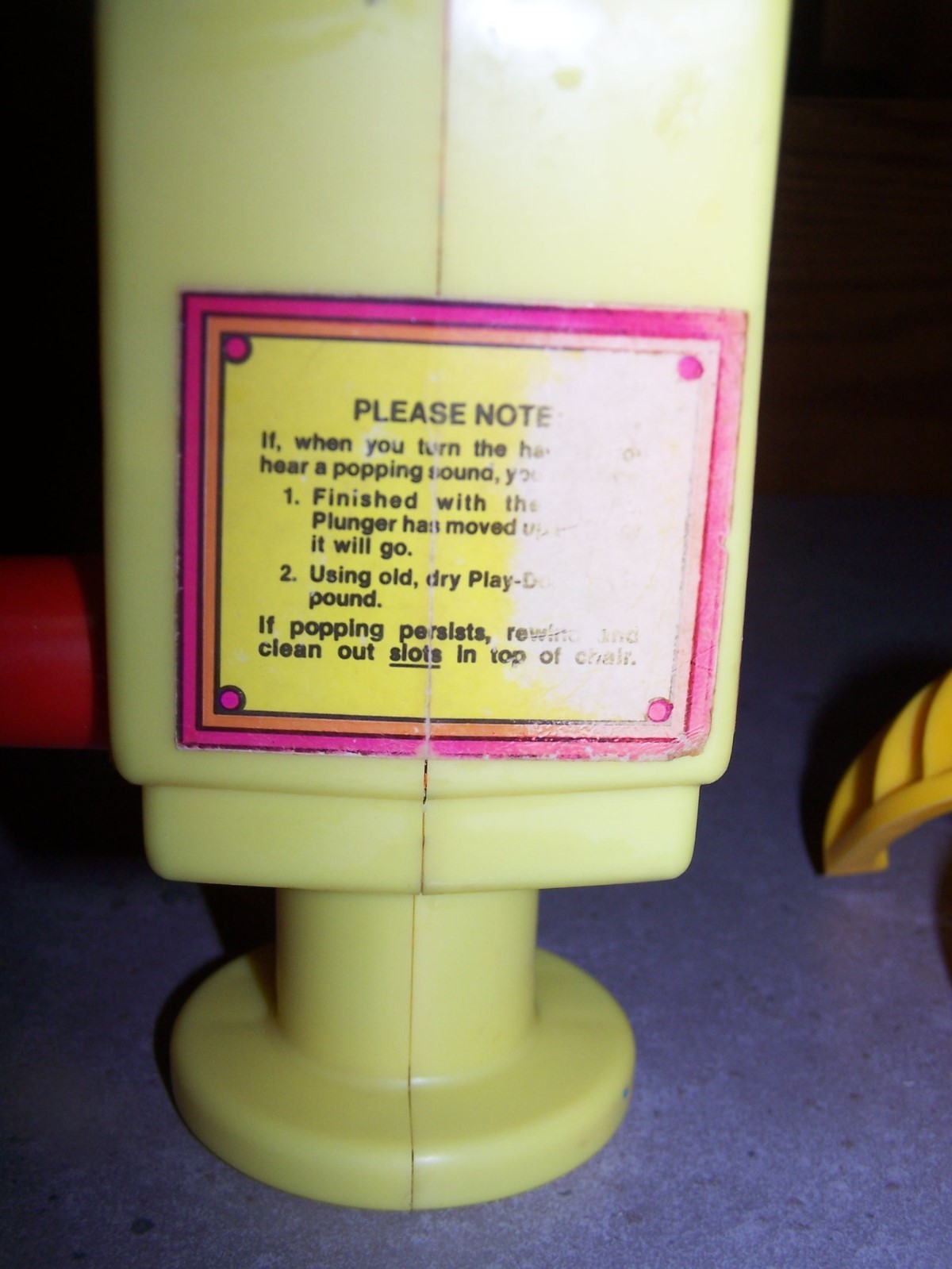 Vintage Play-Doh Fuzzy Pumper Barber Beauty Shop
