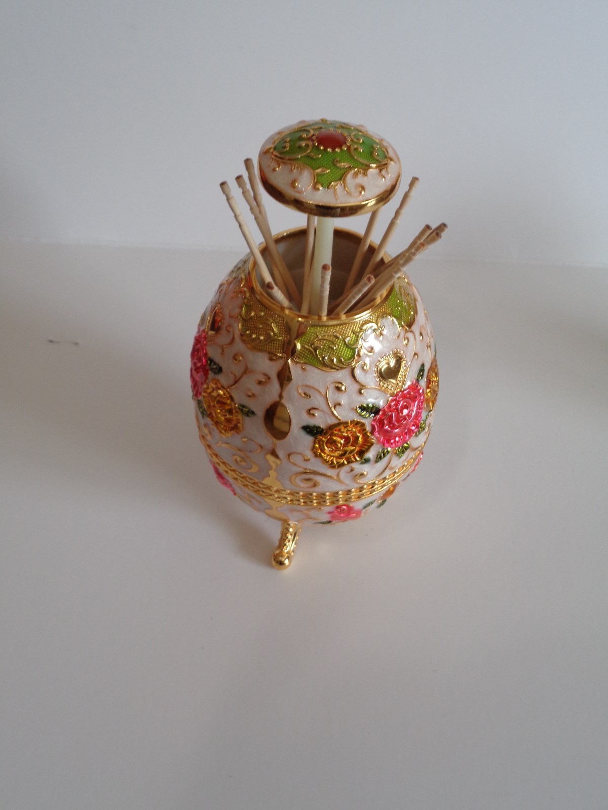 Automatic Toothpick Holder & Bottle opener-Roses on  white  with 3 legs